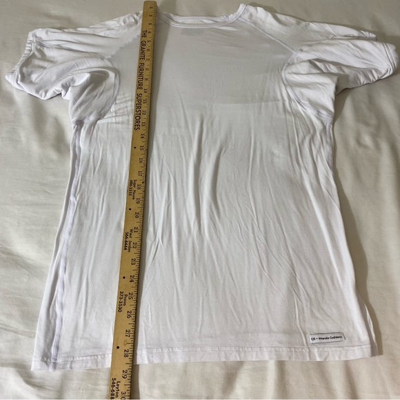 EJIS White Crew Neck Tee Shirt Men's Large Padded Armpit Wearable Confidence - Picture 3 of 7